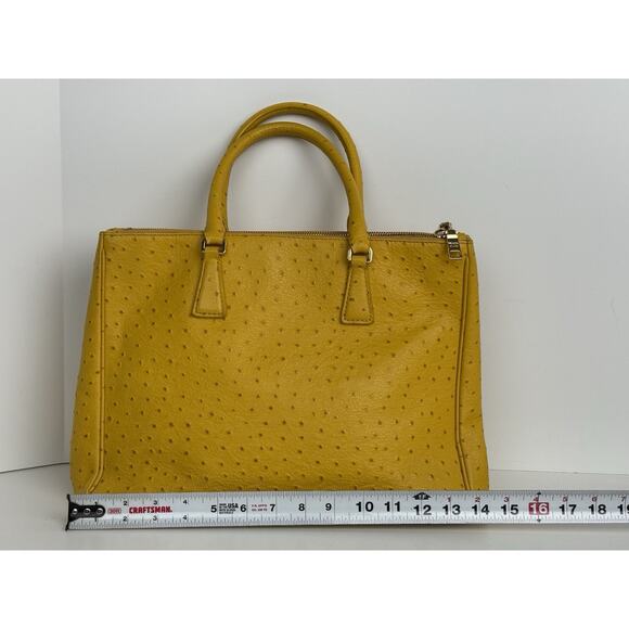 Prada Struzzo Lux Medium Galleria Double-Zip Tote in Mustard Yellow Ostrich Leat - Picture 14 of 16